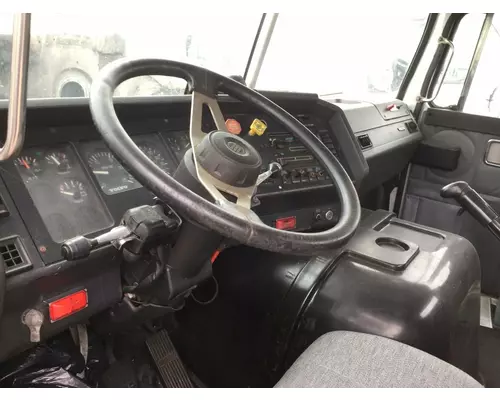 Volvo WAH Dash Assembly