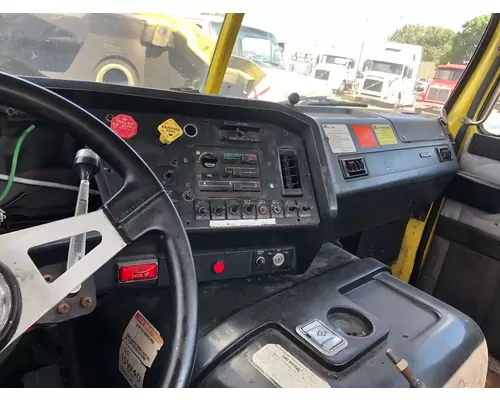 Volvo WAH Dash Assembly