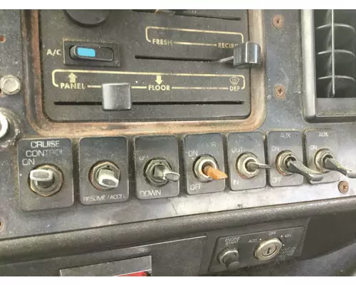 Volvo WAH Dash Panel