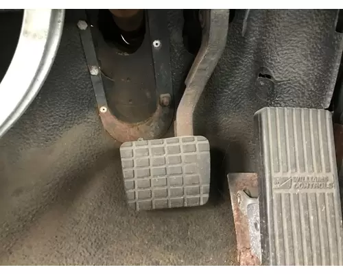 Volvo WAH Foot Control , Pedal