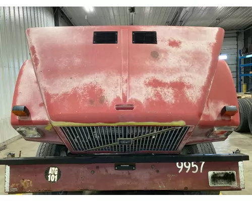 Volvo WAH Hood