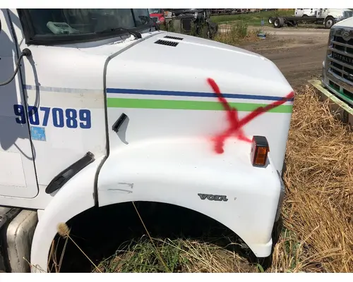 Volvo WAH Hood