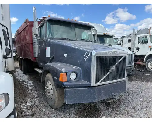Volvo WCA Areo Series Hood