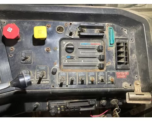 Volvo WCA Dash Assembly