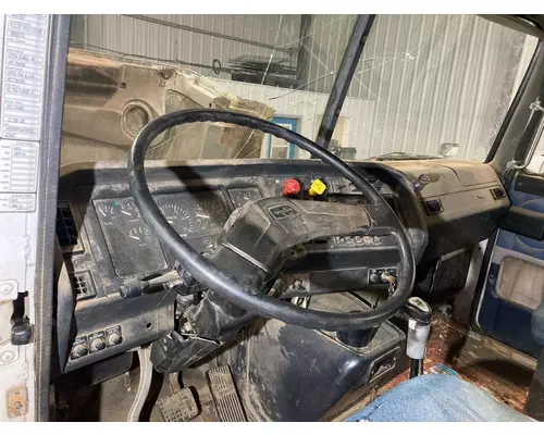 Volvo WCA Dash Assembly