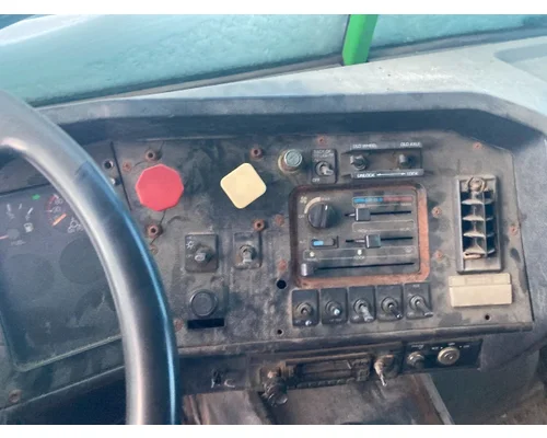 Volvo WCA Dash Panel