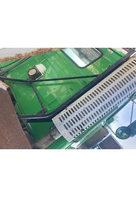 Volvo WCA Exhaust Bracket