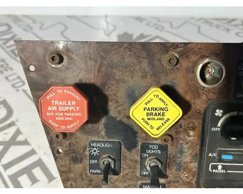 Volvo WG64 Dash Assembly