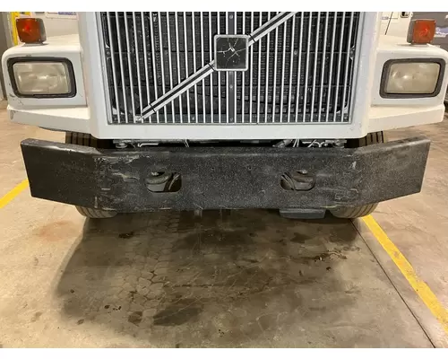 Volvo WG Bumper Assembly, Front