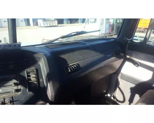 Volvo WG Dash Assembly