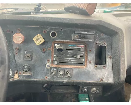 Volvo WG Dash Assembly