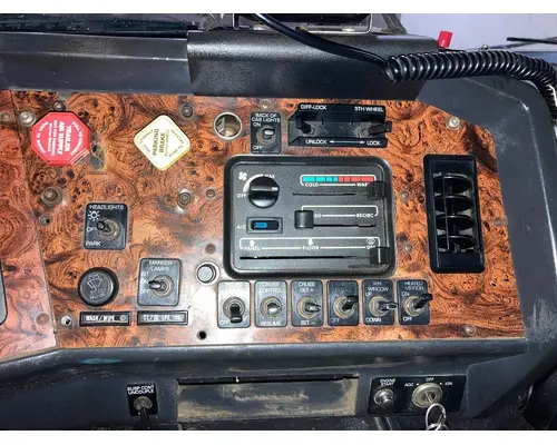 Volvo WG Dash Assembly