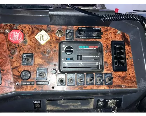 Volvo WG Dash Panel