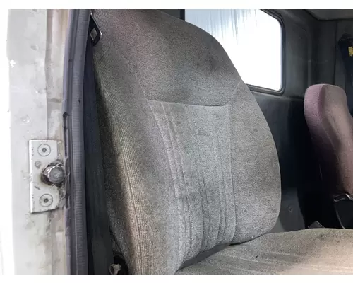 Volvo WG Seat (non-Suspension)