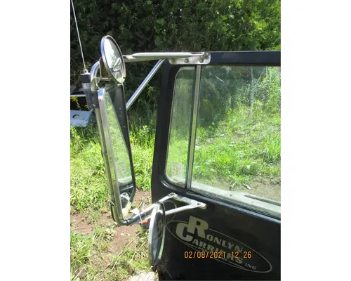 Volvo WIA AREO SERIES Door Assembly, Front