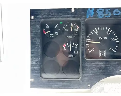 Volvo WIA AREO SERIES Instrument Cluster