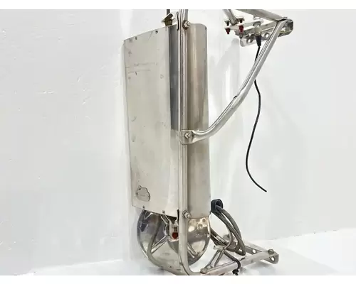 Volvo WIA Mirror (Side View)