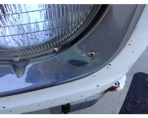 Volvo WX Headlamp Assembly