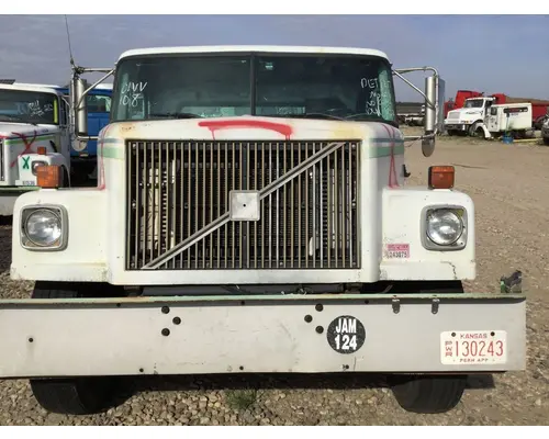 Bumper Assembly, Front Volvo WAH Vander Haags Inc Sp