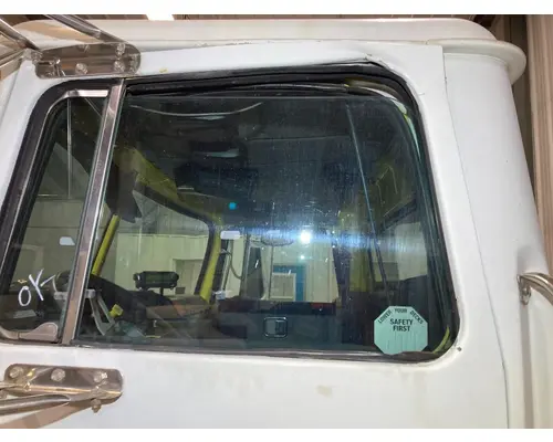 Door Glass, Front Volvo WAH Vander Haags Inc Sf