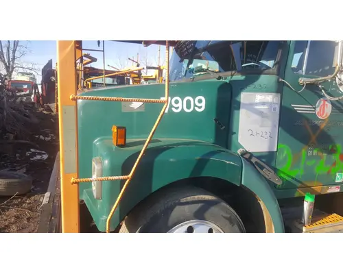 Hood Volvo WAH Casey's Truck Salvage World