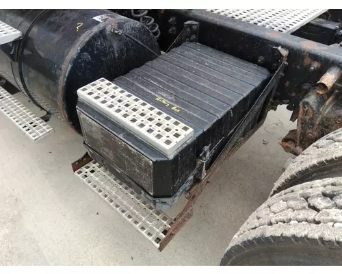Battery Box VOLVO WG LKQ Thompson Motors - Wykoff