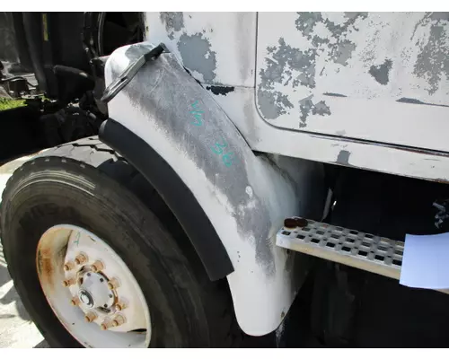 Fender Extension VOLVO WG LKQ Heavy Truck - Tampa