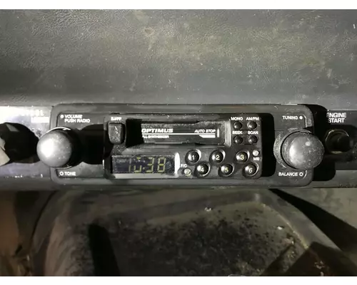 Radio Volvo WIA Vander Haags Inc Cb