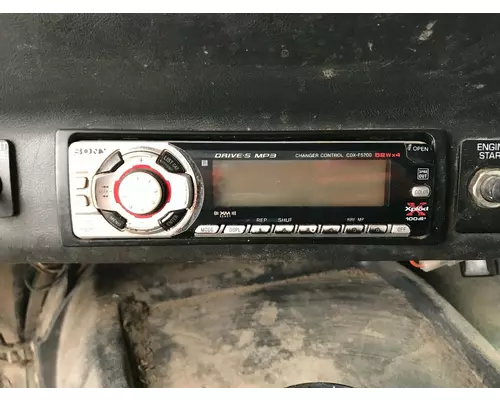 Radio Volvo WIA Vander Haags Inc Cb