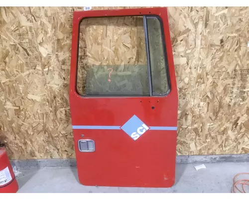 Door Assembly, Front VOLVO WIA Hagerman Inc.