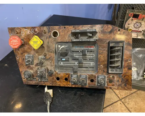 Instrument Cluster VOLVO WIA Truck Salvage International Inc