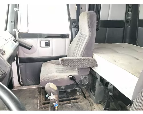 Seat, Front Volvo WIA Vander Haags Inc Cb