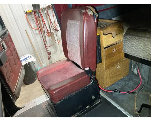 Seat, Front Volvo WIA Vander Haags Inc Sf