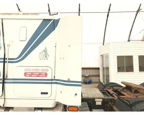 Sleeper Fairing Volvo WIA Vander Haags Inc Cb