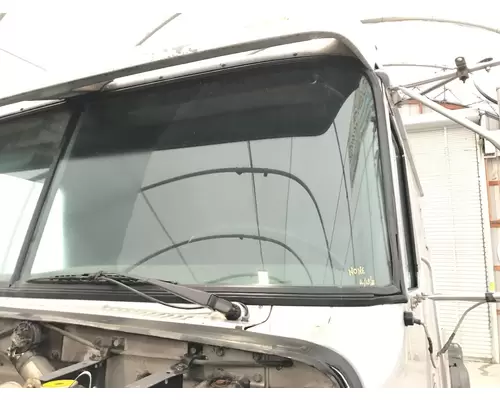 Windshield Glass Volvo WIA Vander Haags Inc Cb