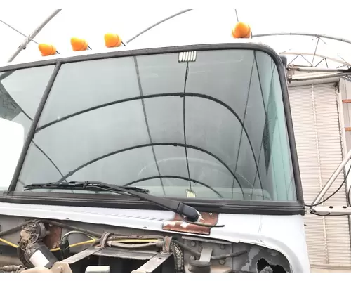 Windshield Glass Volvo WIA Vander Haags Inc Cb