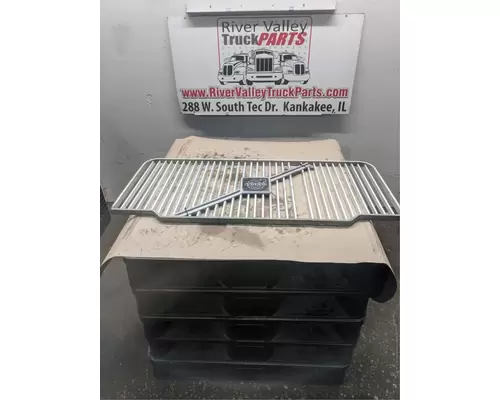 Grille Volvo WXLL River Valley Truck Parts