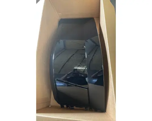 Volvo  Bumper Assembly, Front