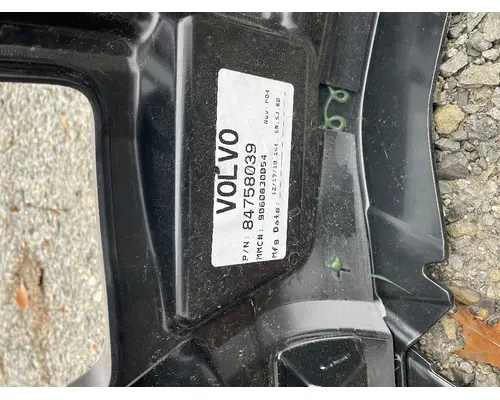 Volvo  Bumper Assembly, Front