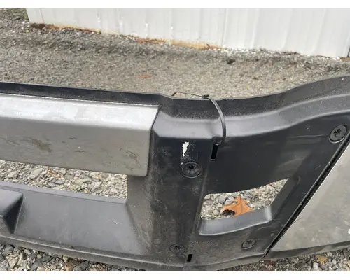 Volvo  Bumper Assembly, Front