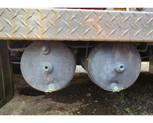 Air Tank VolvoWhiteGMC WCS Complete Recycling Group LLC