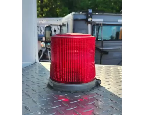 Tail Lamp VolvoWhiteGMC WCS Complete Recycling