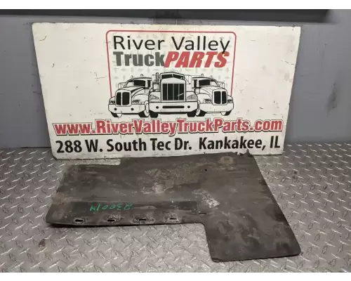 Fender VolvoWhiteGMC WIA Areo Series River Valley Truck Parts