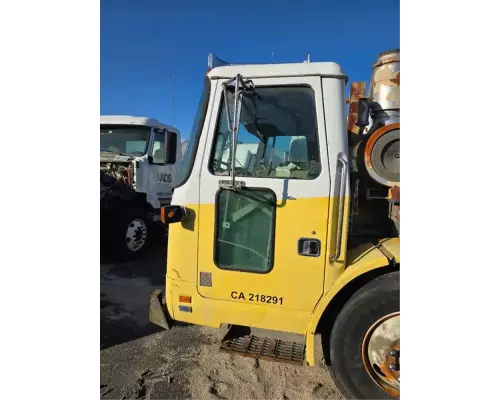 Cab VolvoWhiteGMC WXLL Xpeditor Garabedian Equipment Company