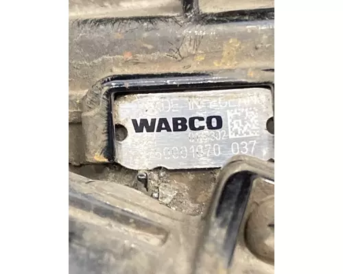 WABCO Cascadia Brake Proportioning Valve