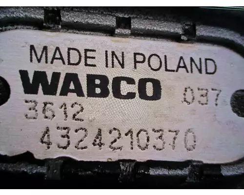 WABCO SYSTEM SAVER 1200 Air Dryer