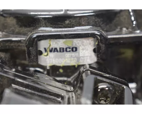 WABCO  Brake Air Valve