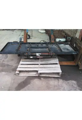 WALTCO DT SERIES LIFT GATE ASSEMBLY