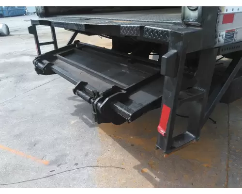 WALTCO EM SERIES LIFT GATE ASSEMBLY