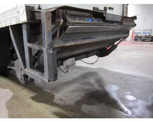 WALTCO LPF SERIES LIFT GATE ASSEMBLY